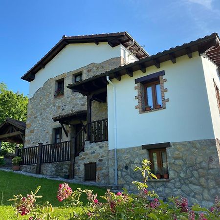Apartamentos Rurales La Caviana Onís Exterior foto