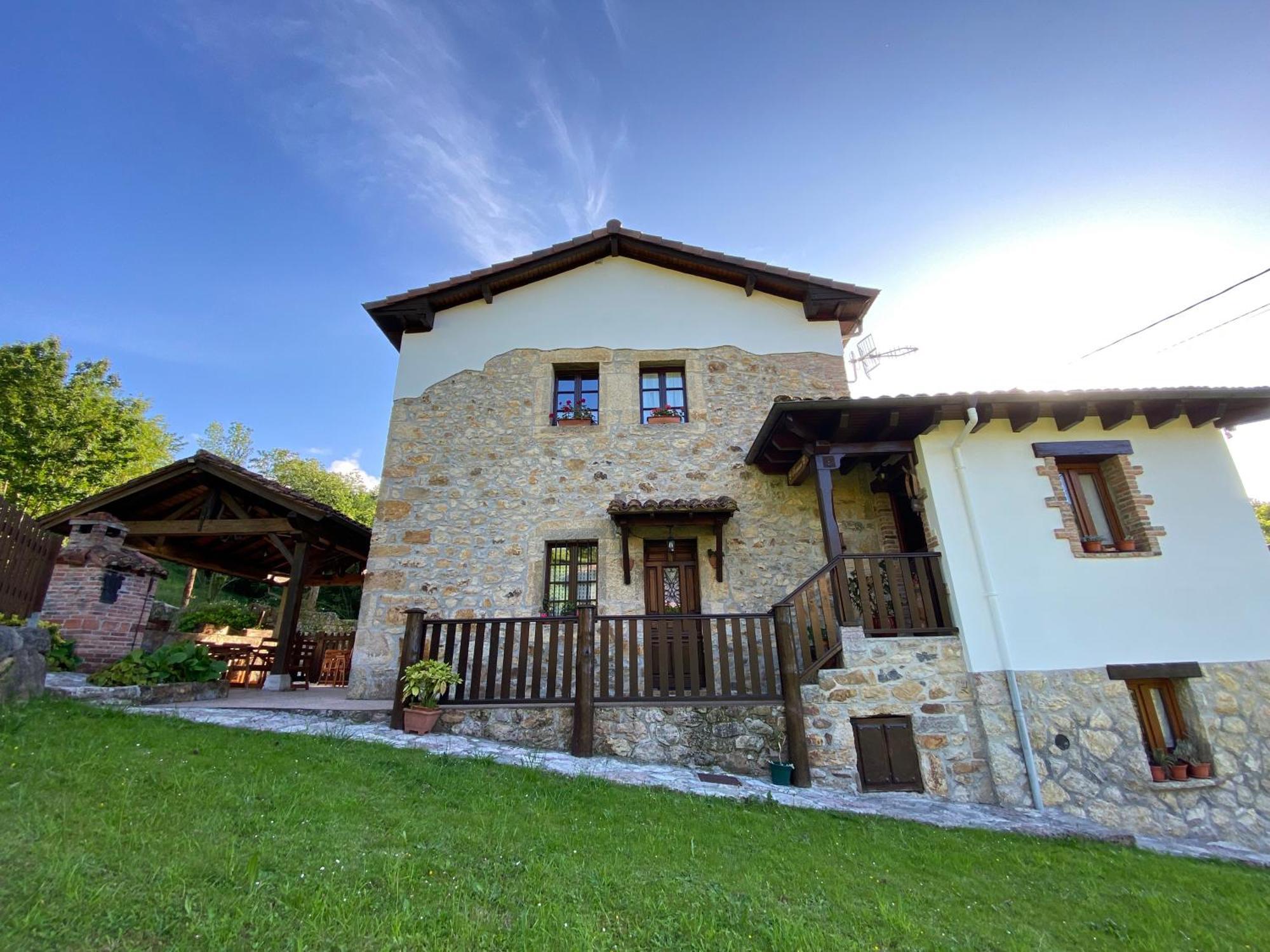 Apartamentos Rurales La Caviana Onís Exterior foto